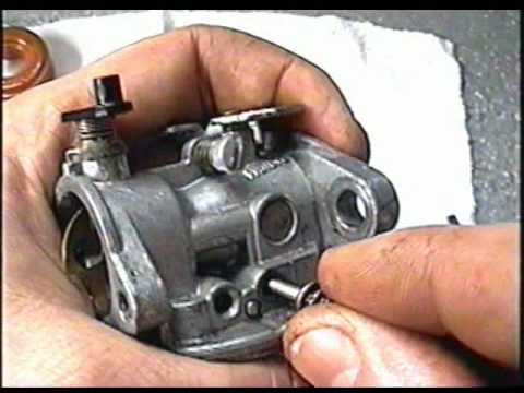 HOW TO CLEAN The Carburetor on BRIGGS &amp; Stratton Quantum Lawnmower Engines